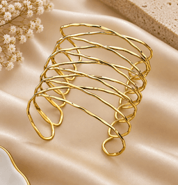 Aurelia Wave Cuff thumbnail 1