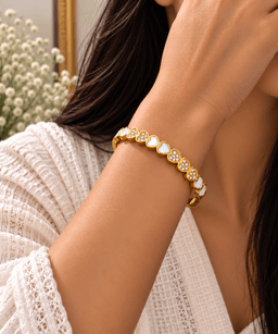 Amora Heartline Bangle thumbnail 2