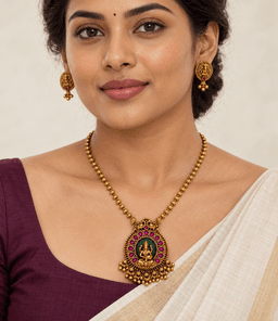 Saanvika Lakshmi Necklace Set thumbnail 2